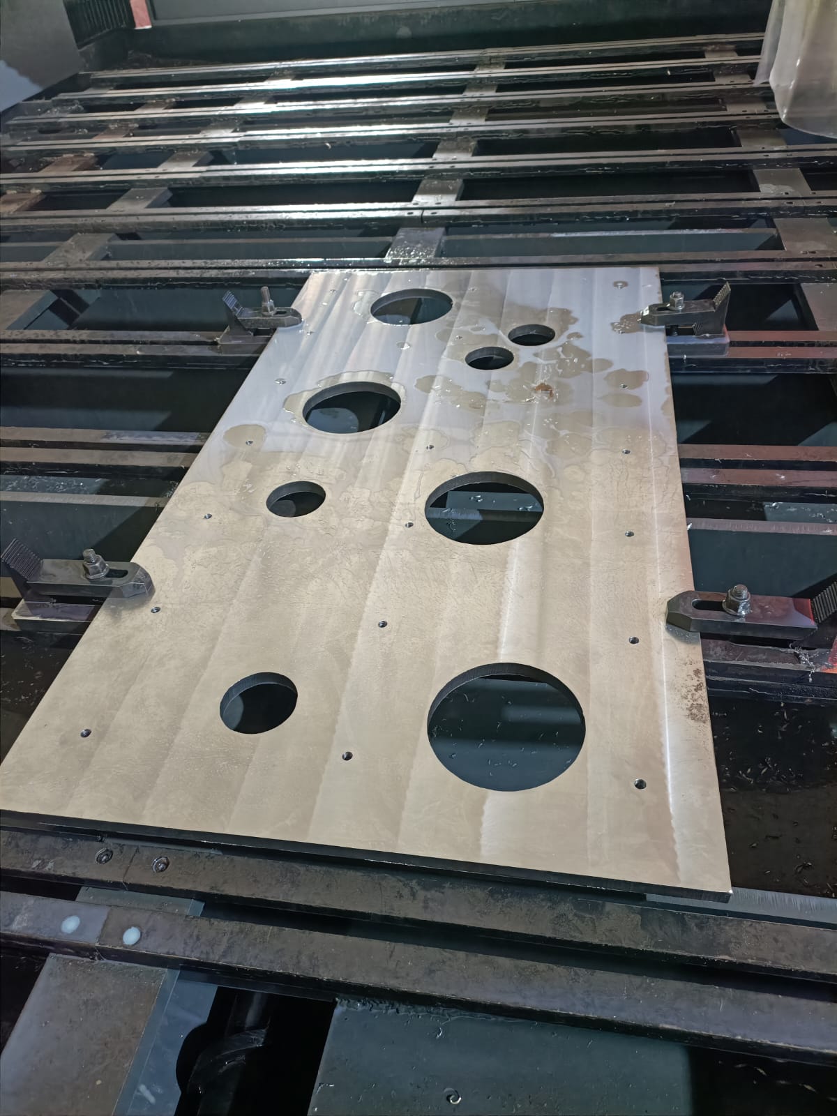 Drive End Plate